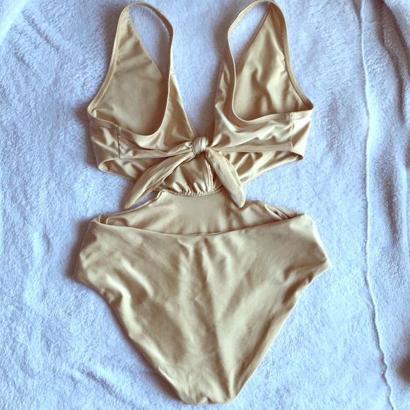 ⚡️Sale⚡️Gold Deep V ASOS Tie back Swimsuit - Picture 6 of 8